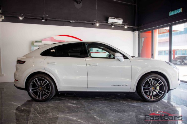 2023 Porsche Cayenne Coupe Turbo