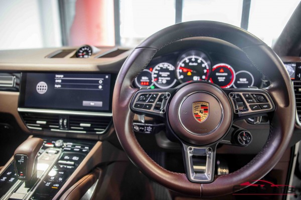 2023 Porsche Cayenne Coupe Turbo