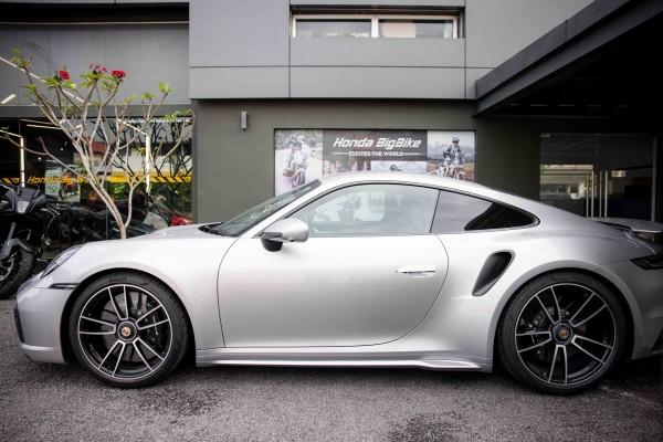 2021 Porsche 911 Turbo S