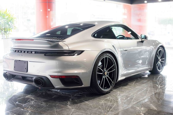2021 Porsche 911 Turbo S