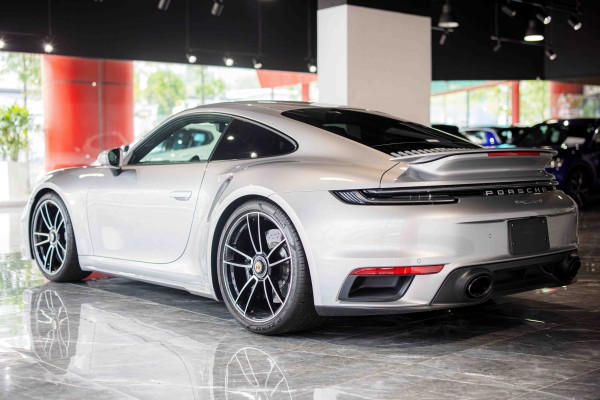 2021 Porsche 911 Turbo S